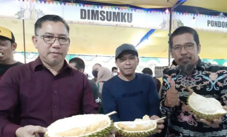 Tarik Investor, Kalbar Gencar Gelar Festival Durian - GenPI.co Kalbar