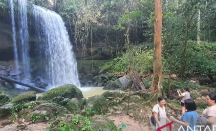 Air Terjun Sumpit, Destinasi Wisata di Sekadau yang Wajib Dikunjungi - GenPI.co Kalbar