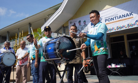 Drumband Asal Pontianak Diharapkan Bisa Berkiprah di Nasional - GenPI.co Kalbar