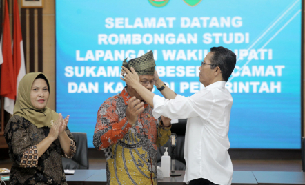 Wakil Bupati Tanah Borneo Boyong Camat dan Kepala Desa ke Batam - GenPI.co Kepri