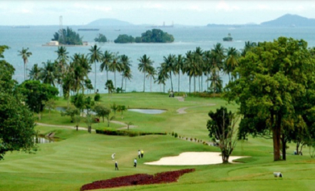 5 Lapangan Golf di Batam Berkelas Internasional - GenPI.co Kepri