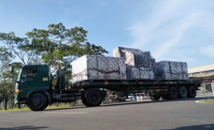 Perhatian! Logistik WSBK Mandalika Tiba di Lombok - GenPI.co NTB