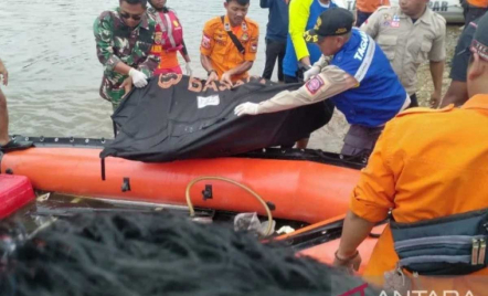Jasad Korban Terseret Arus Sungai Kampar Ditemukan SAR - GenPI.co Riau
