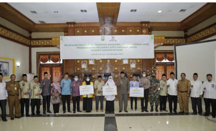 32 Mahasiswa Siak Dapat Beasiswa Sarjana dari Baznas - GenPI.co Riau