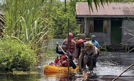 Bencana Banjir, 50 Keluarga di Kabupaten Siak Masih Mengungsi - GenPI.co Riau