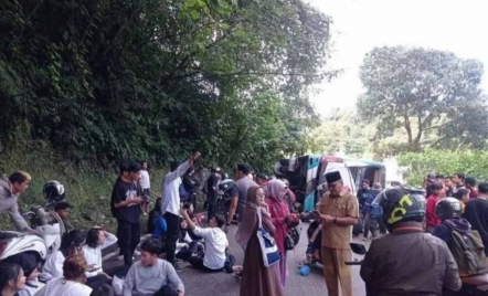 Bus Rombongan Mahasiswa Unri Kecelakaan, Dishub Beri Imbauan Penting - GenPI.co Riau