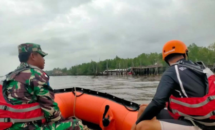 ABK Jatuh di Pelabuhan Buton Siak Belum Berhasil Ditemukan - GenPI.co Riau