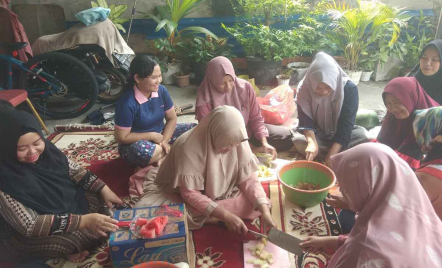 Tingkatkan Ekonomi, Petani Semangka di Pekanbaru Dilatih Bikin Selai - GenPI.co Riau
