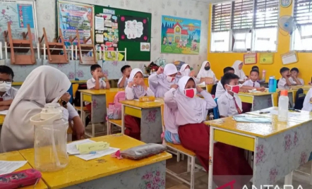 Kualitas Udara di Pekanbaru Buruk, Siswa Sekolah Dianjurkan Pakai Masker - GenPI.co Riau
