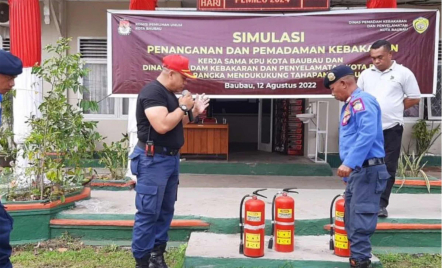 KPU Gandang Damkar Baubau, Antisipasi Kebakaran di Pemilu 2024 - GenPI.co Sultra