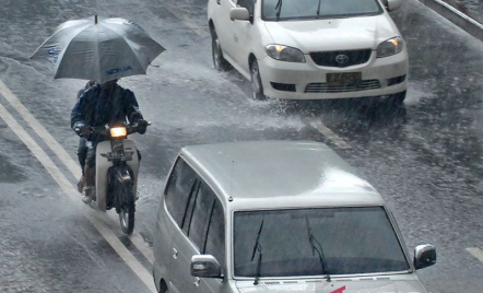 Cuaca Sumsel Hari Ini: 4 Wilayah Bakal Dilanda Hujan Lebat dan Petir - GenPI.co Sumsel