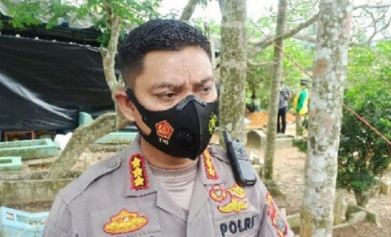 Polda Sumut Bongkar Satu Makam Korban Kasus Kerangkeng - GenPI.co Sumut