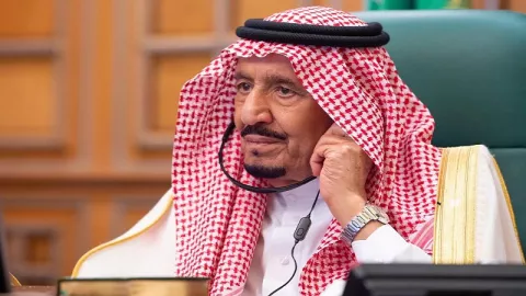Kritis, Raja Salman Dirawat di RS King Faisal - GenPI.co