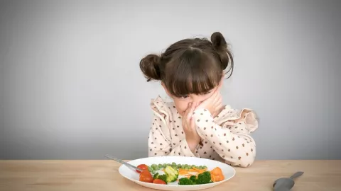 Biar Nggak Bosan, Penting Variasi Makanan untuk Anak - GenPI.co