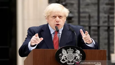 Gegara Covid-19, PM Inggris Boris Johnson akan Mengundurkan Diri - GenPI.co