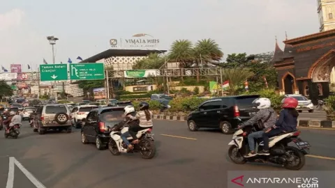 PSBB Total, Warga Jakarta Dilarang Pelesiran ke Puncak - GenPI.co