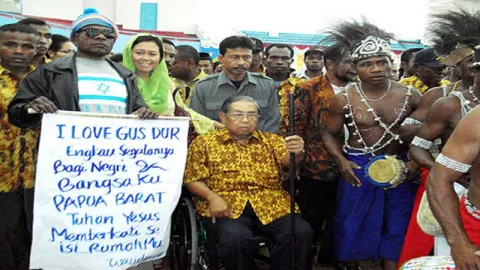 Mengenang Cara Gus Dur Memperlakukan Masyarakat Papua - GenPI.co