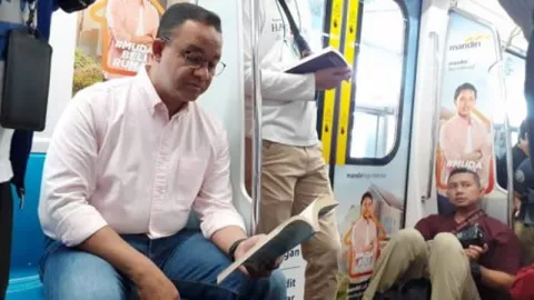 Anies Hadirkan Ruang Baca di Stasiun MRT Jakarta, Ini Tujuannya! - GenPI.co