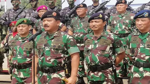 Yang Mau Gagalkan Pelantikan Presiden, Apa Kata Panglima TNI? - GenPI.co