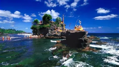 Travel + Leisure Rilis 15 Pulau Terindah Sedunia, Ada Bali, lho! - GenPI.co