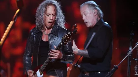 James Masuk Pusat Rehabilitasi, Metallica Tunda Konser - GenPI.co