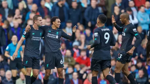 Hasil Liga Inggris, Liverpool Ukir Rekor Maut di Markas Burnley - GenPI.co