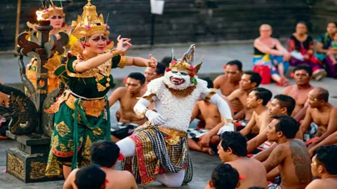 Cara Jitu Tingkatkan Turis Asing ke Indonesia - GenPI.co