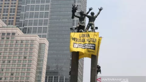 Anies: Aksi Greenpeace Bentangkan Spanduk di Bundaran HI Wajar - GenPI.co