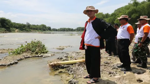 Gubernur Ganjar Top Sungai Bengawan Solo Sudah Tak Hitam Lagi - GenPI.co