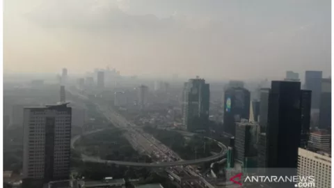 Sambut Presiden dan Wapres Baru, Cuaca di Jakarta Cerah Berawan - GenPI.co