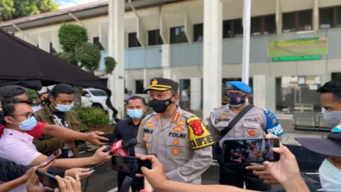 Ketat Banget! 3 Titik Pengamanan Sidang Praperadilan Habib Rizieq - GenPI.co