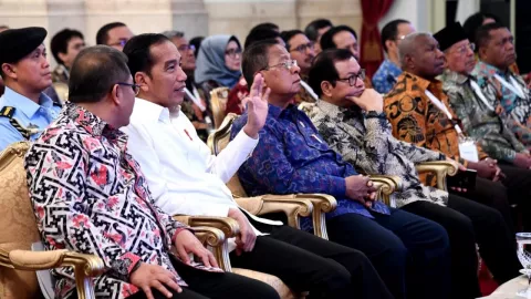 Resmikan Palapa Ring, Jokowi: Inilah yang Menyatukan Kita - GenPI.co