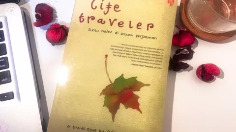 Novel Life Traveler Bikin Kamu Ingin Jalan-jalan - GenPI.co