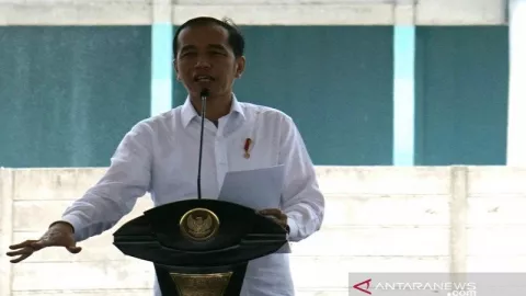 Terenyuh, saat Jokowi Cerita Pembangunan Papua - GenPI.co