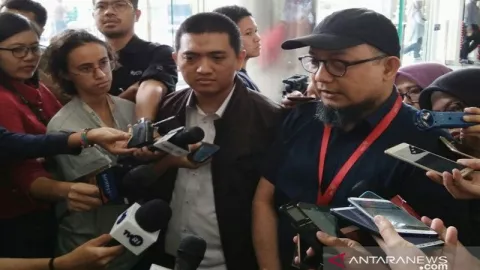Novel Baswedan Menanti Keberanian Listyo Sigit Ungkap Kasusnya - GenPI.co