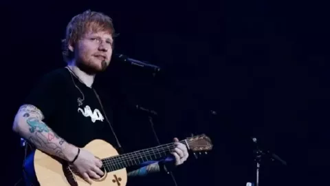 Kabar Buruk Bagi Penggemar Ed Sheeran - GenPI.co