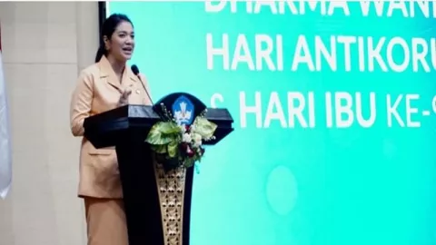 Tampil Sederhana, Franka Franklin Istri Nadiem Makarim Ayu Banget - GenPI.co