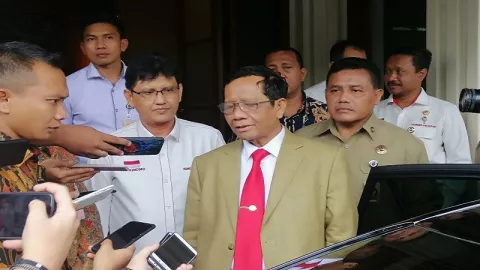 Mahfud: Nama Dewan Pengawas KPK Sudah Ada di Presiden Jokowi - GenPI.co