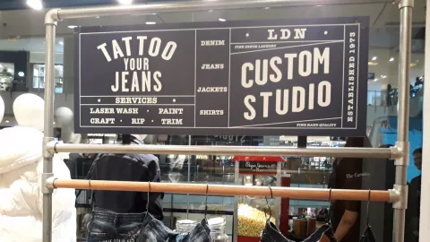 Yuk, Desain Sendiri Denim-mu di Custom Studio Pepe Jeans - GenPI.co
