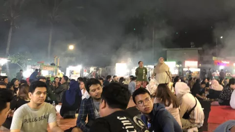 Cari Kuliner Malam di Jakarta? Ke Sate Taichan Senayan Saja  - GenPI.co