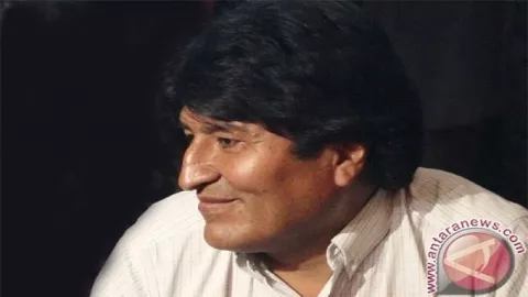 Mantan Presiden Bolivia Morales Minta Bantuan ke Paus Fransiskus - GenPI.co