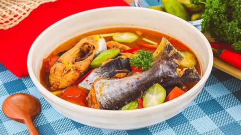 Sajian Spesial Sup Ikan Cakalang Bumbu Kuning, Coba Resep Ini! - GenPI.co