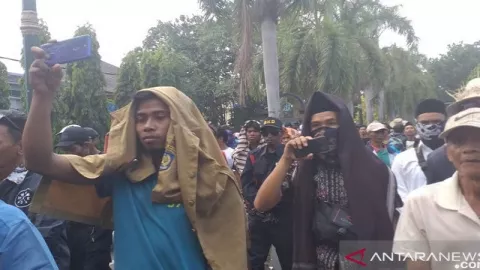 Ribuan Warga Lombok Turun ke Jalan Tolak Perubahan Nama BIL - GenPI.co