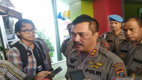 Pelaku Bom Polrestabes Medan Berbaiat Kepada ISIS - GenPI.co