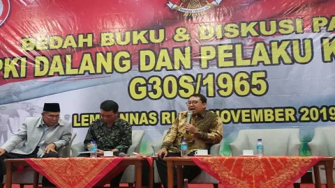 Nah Lho... Pidato Soal PKI Tanpa Persetujuan Prabowo - GenPI.co