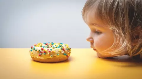 5 Cara Mencegah Risiko Obesitas pada Anak, Apa Saja? - GenPI.co