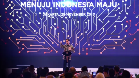 Tingkatkan Lapangan Kerja & Investasi, Jokowi Siapkan Omnibus Law - GenPI.co