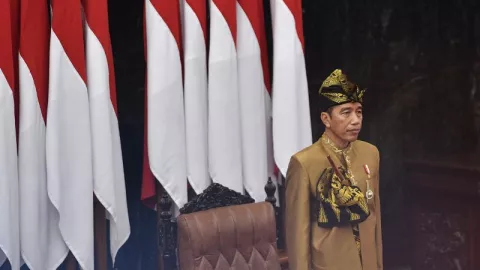 Di Balik Busana Adat Sasak Jokowi Saat Sidang Tahunan MPR - GenPI.co