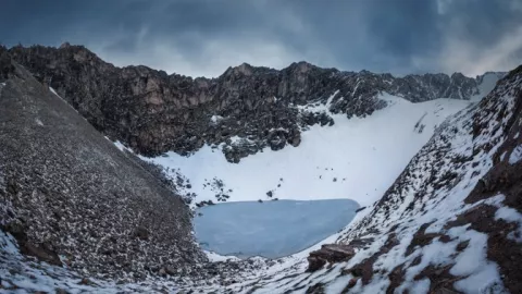 Danau Tulang Belulang di Himalaya Makin Aneh, Ada Temuan Baru - GenPI.co