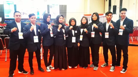 10 Pemuda Terbaik Gorontalo Dikirim ke President University - GenPI.co